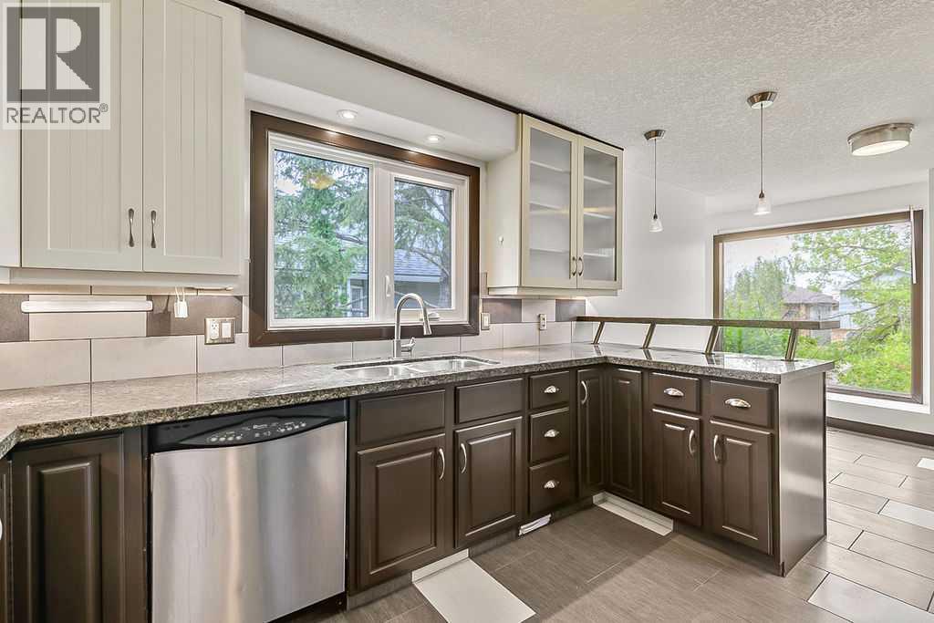 200 Bernard Drive NW, Calgary, Alberta, T3K2B7 — thumbnail 8
