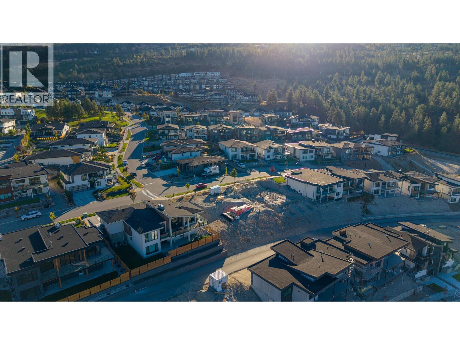 1099 ELK Street, Penticton