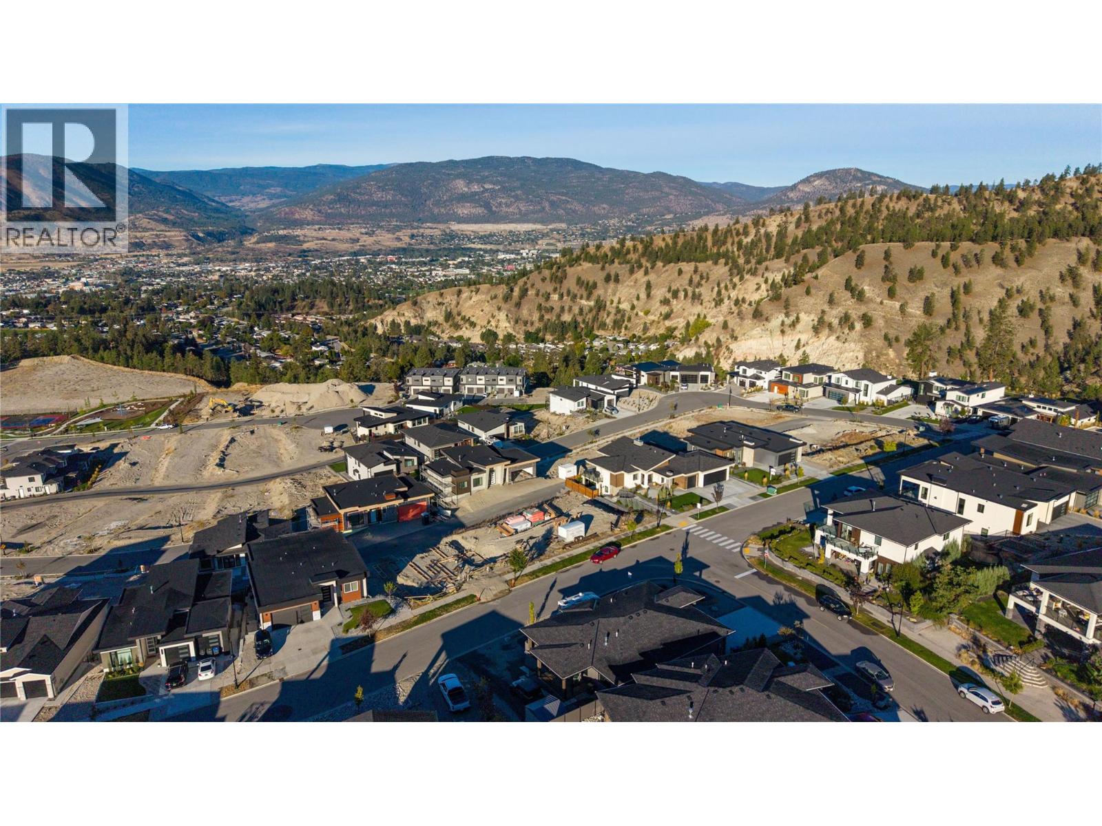1099 ELK Street, Penticton