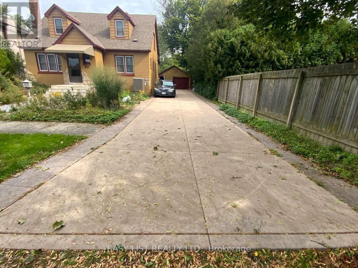 271 JOSEPH STREET - 2