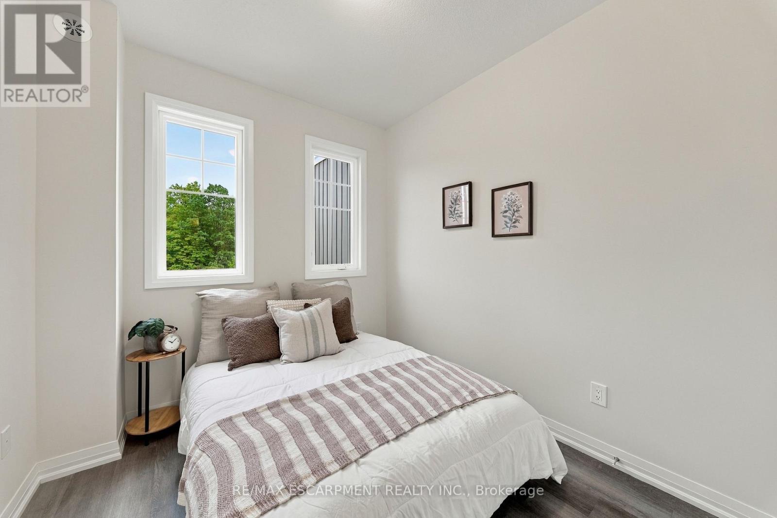 42 BRIXTON ROAD - 23
