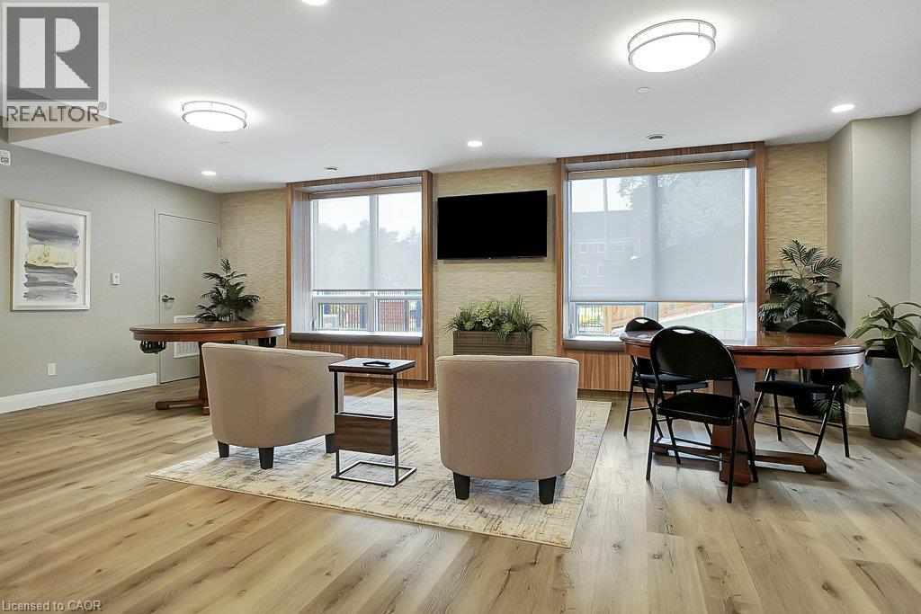 #101 399 QUEEN Street S - Image 36