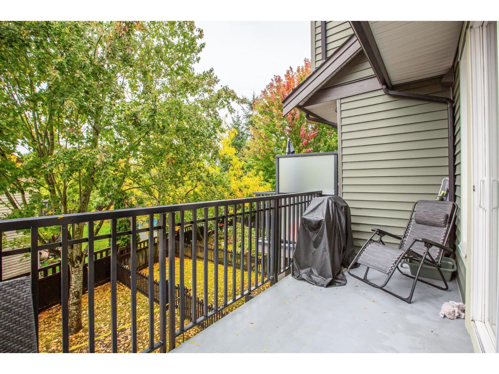 Photo of 54 21867 50 AVENUE 31