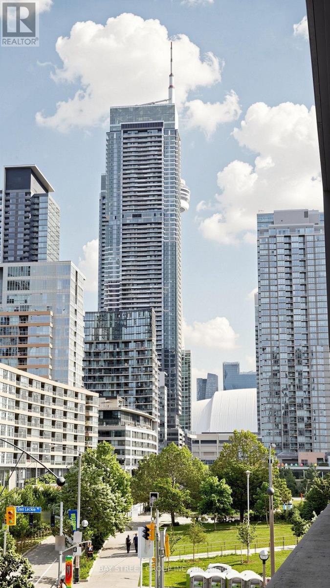 #316 85 QUEENS WHARF ROAD - 31