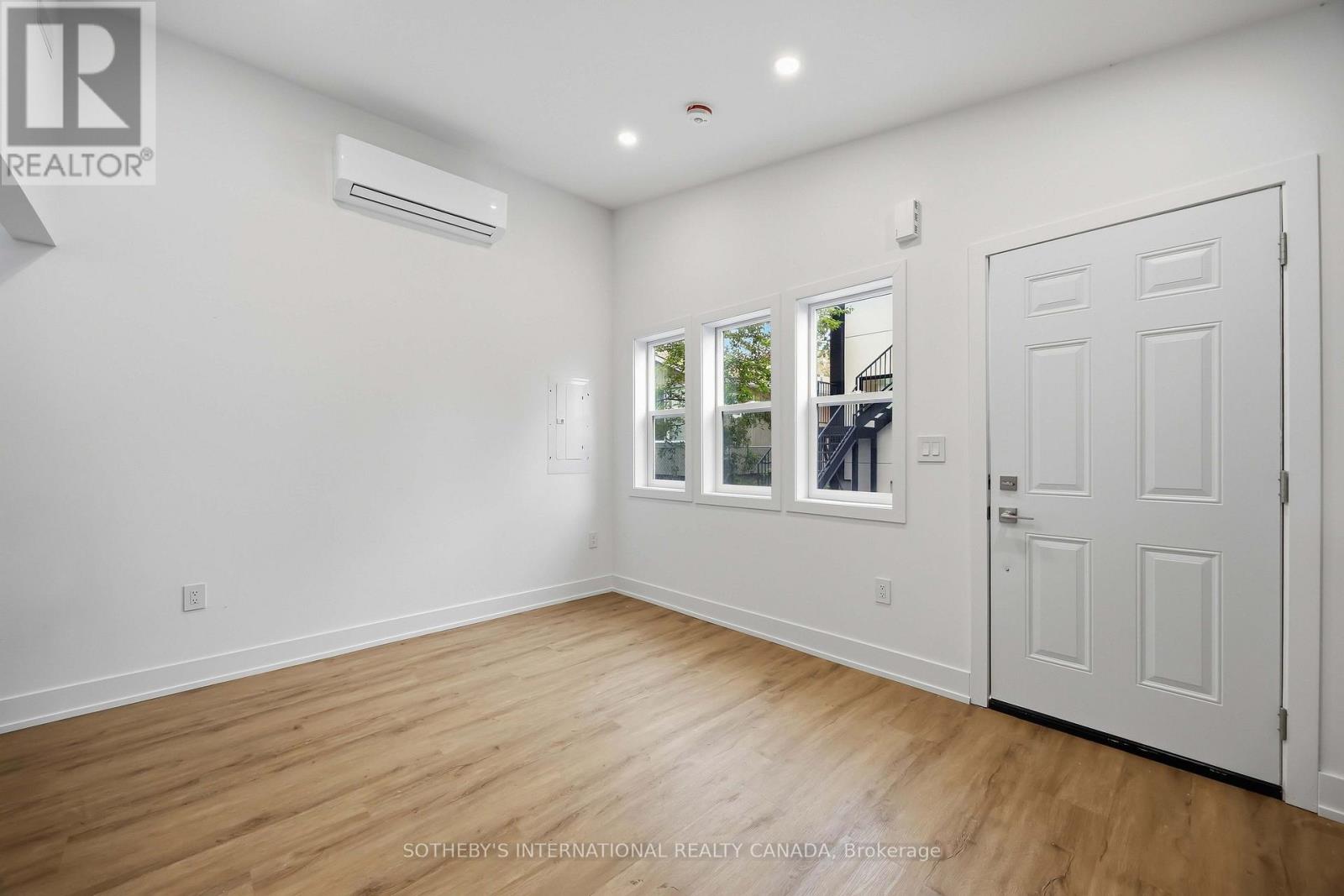 5 - 207 CONNAUGHT AVENUE, Toronto (Newtonbrook West) — photo 5