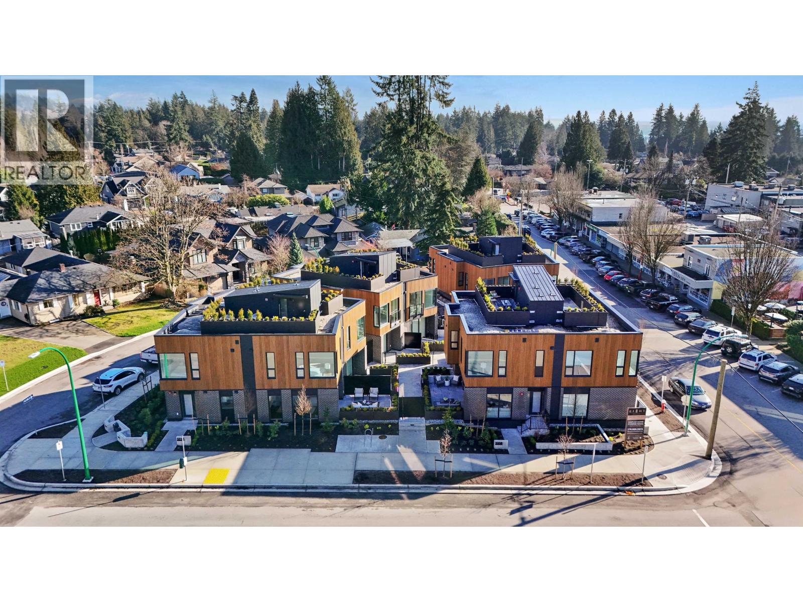 3218 HIGHLAND BOULEVARD, North Vancouver