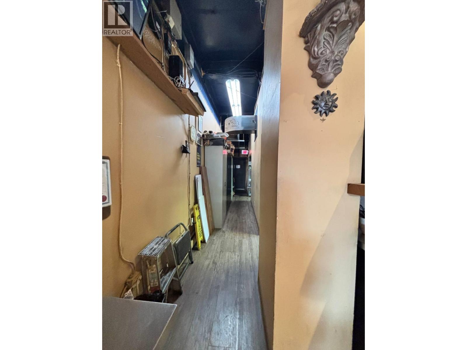 Photo of 1393 COMMERCIAL DRIVE 18