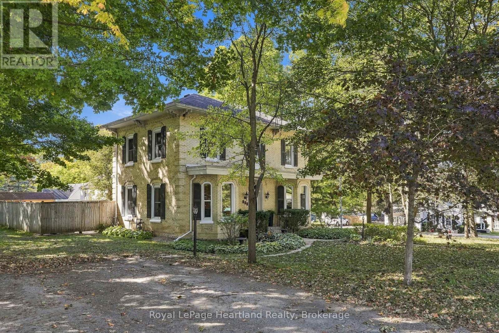 160 JOHN STREET E - Image 41