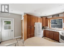 160 John Street E, North Huron, ON N0G2W0 Photo 17