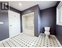 8 Canary Crescent, Wallaceburg, ON N8A1A5 Photo 17