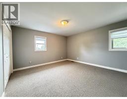 8 Canary Crescent, Wallaceburg, ON N8A1A5 Photo 13
