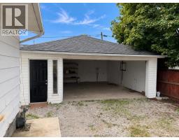8 Canary Crescent, Wallaceburg, ON N8A1A5 Photo 18