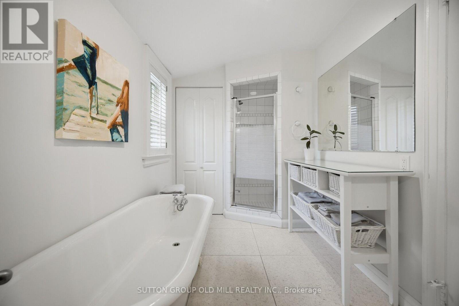 111 PALMERSTON AVENUE - 14