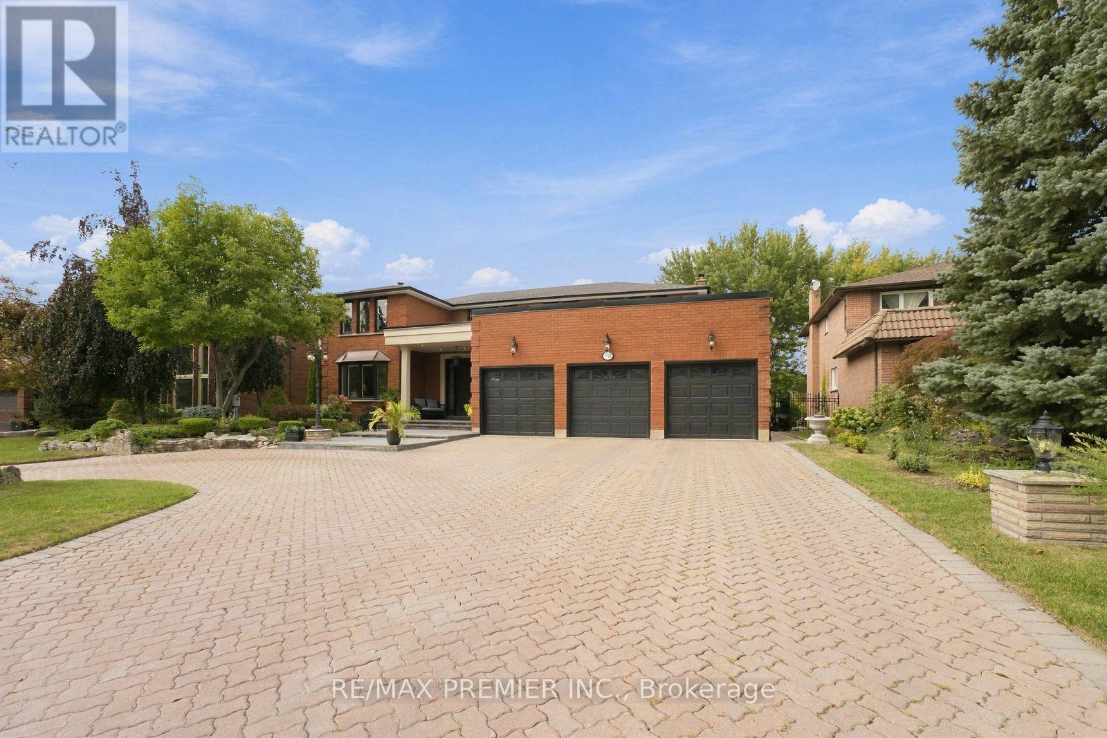 98 CAIRNBURG PLACE, Vaughan (Islington Woods) — photo 4