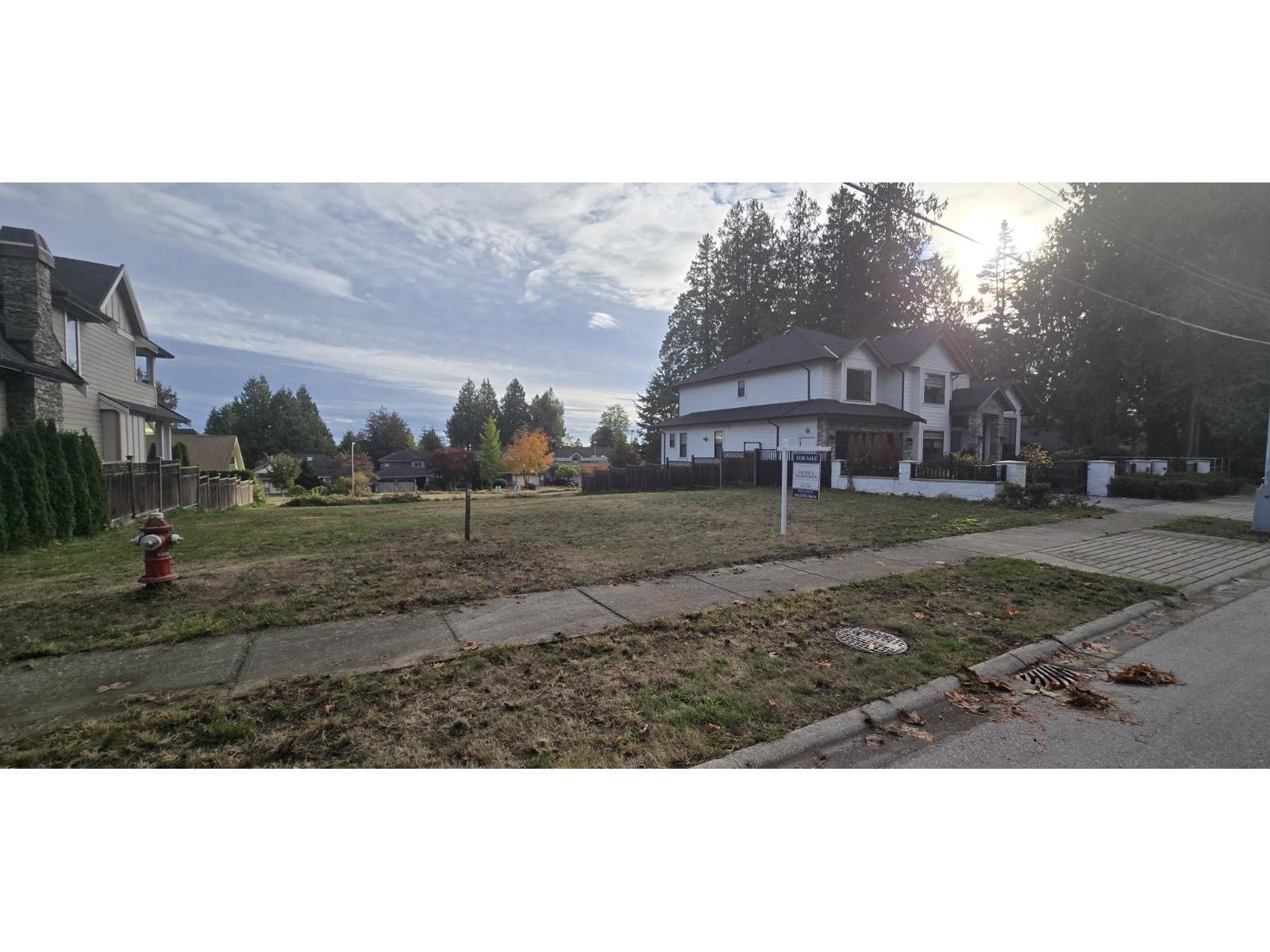 Property for sale at 13518 15 AVENUE