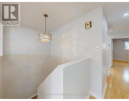 Dining room - 9 Glenridge Road, Brampton, ON L6S1N2 Photo 6