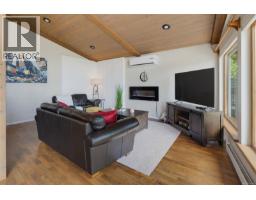 Primary Bedroom - 1819 Deborah Dr, Duncan, BC V9L5A9 Photo 11