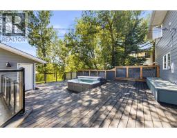 20 Mapleglade Close SE - photo 42