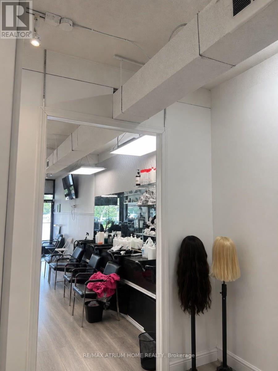 208 HARWOOD AVENUE S, Ajax (South West)
