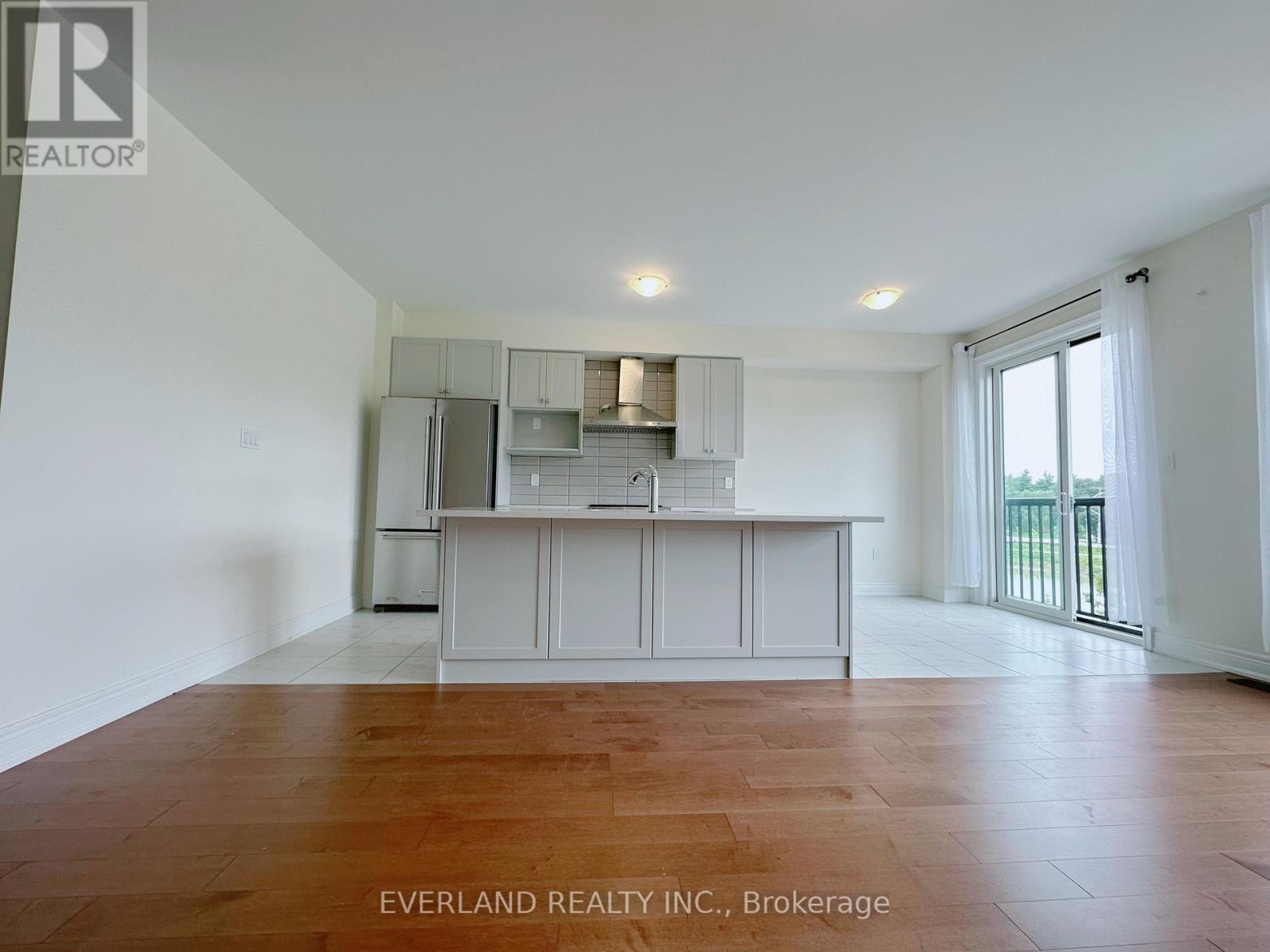24 HERCULES CLUB DRIVE, Richmond Hill — photo 3