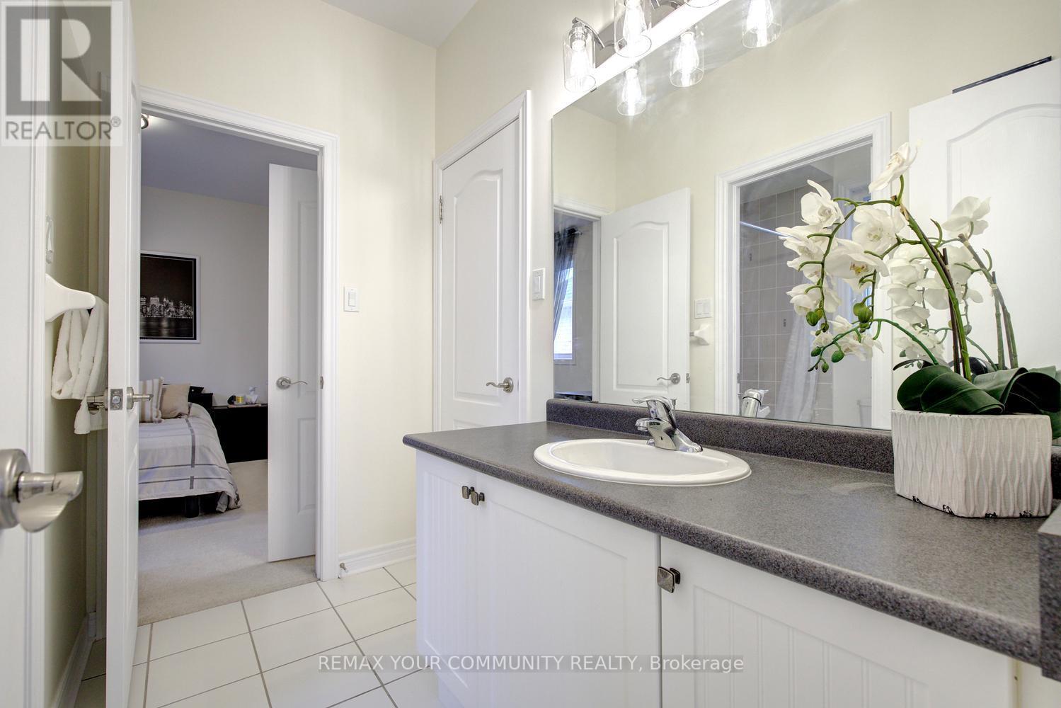 79 CHAYNA CRESCENT - 43
