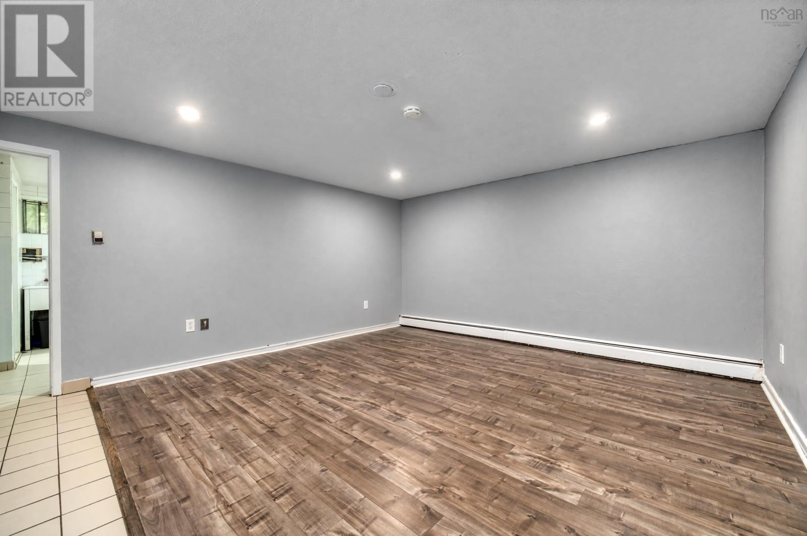 31 Apollo Court - Image 22