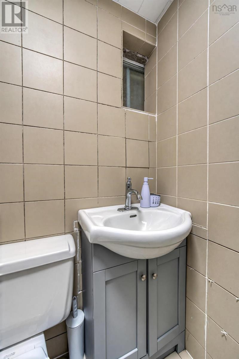 31 Apollo Court - 24