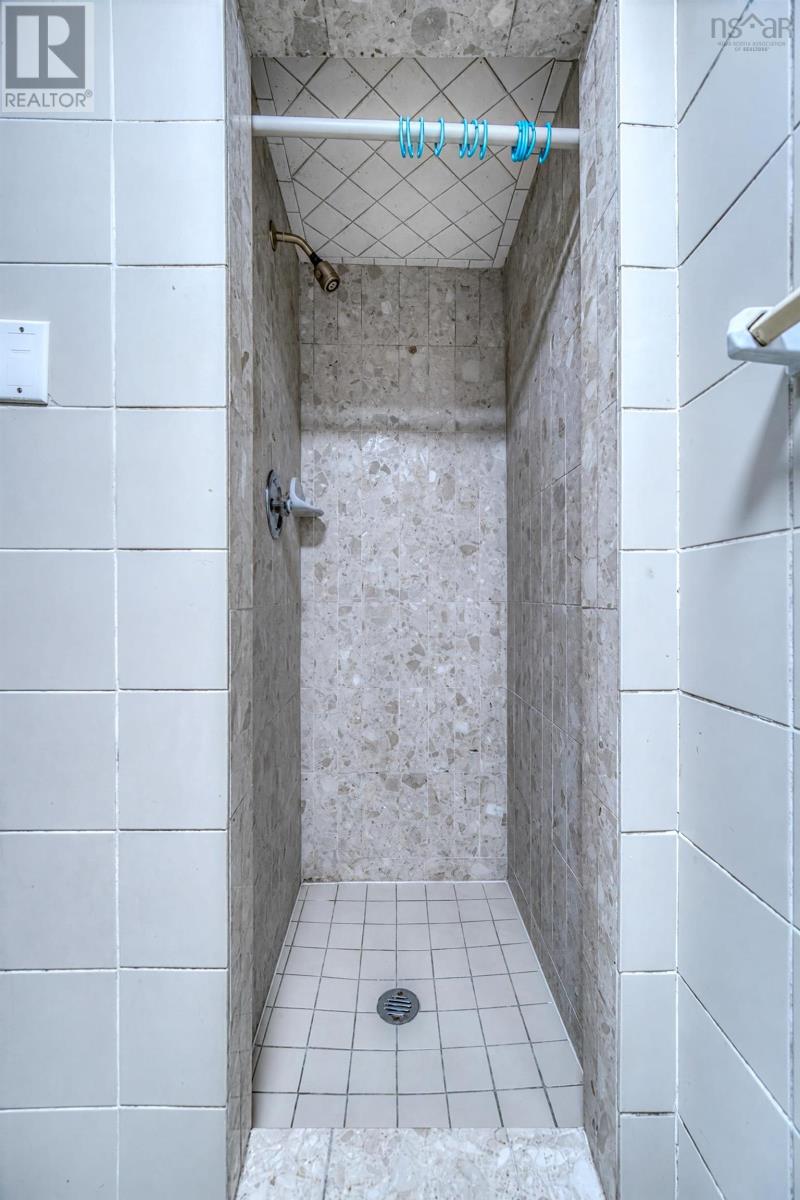 31 Apollo Court - Image 25