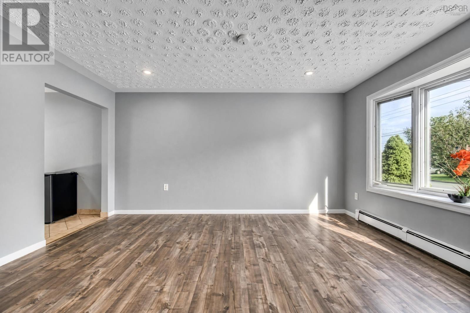 31 Apollo Court - Image 4