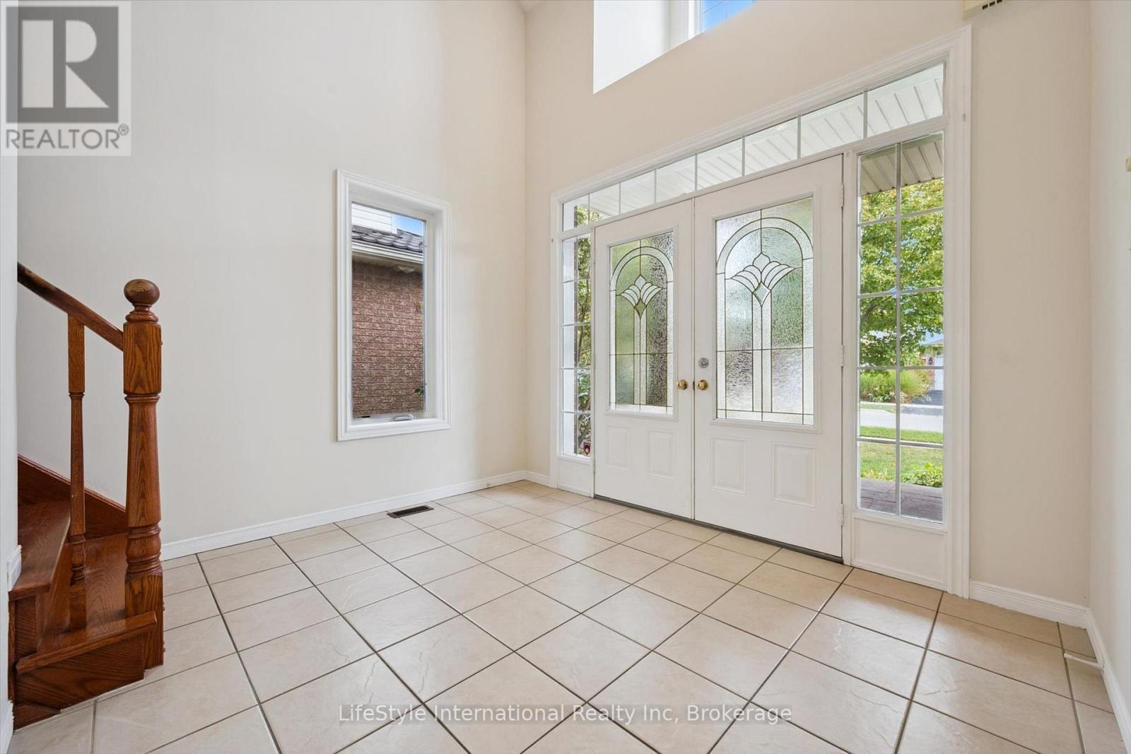 4 DAVIS STREET, Guelph (Grange Road) — photo 6
