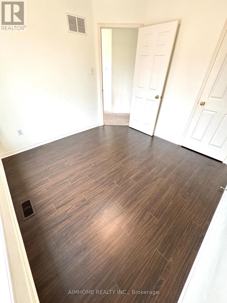 42 Holmwood Street — photo 27