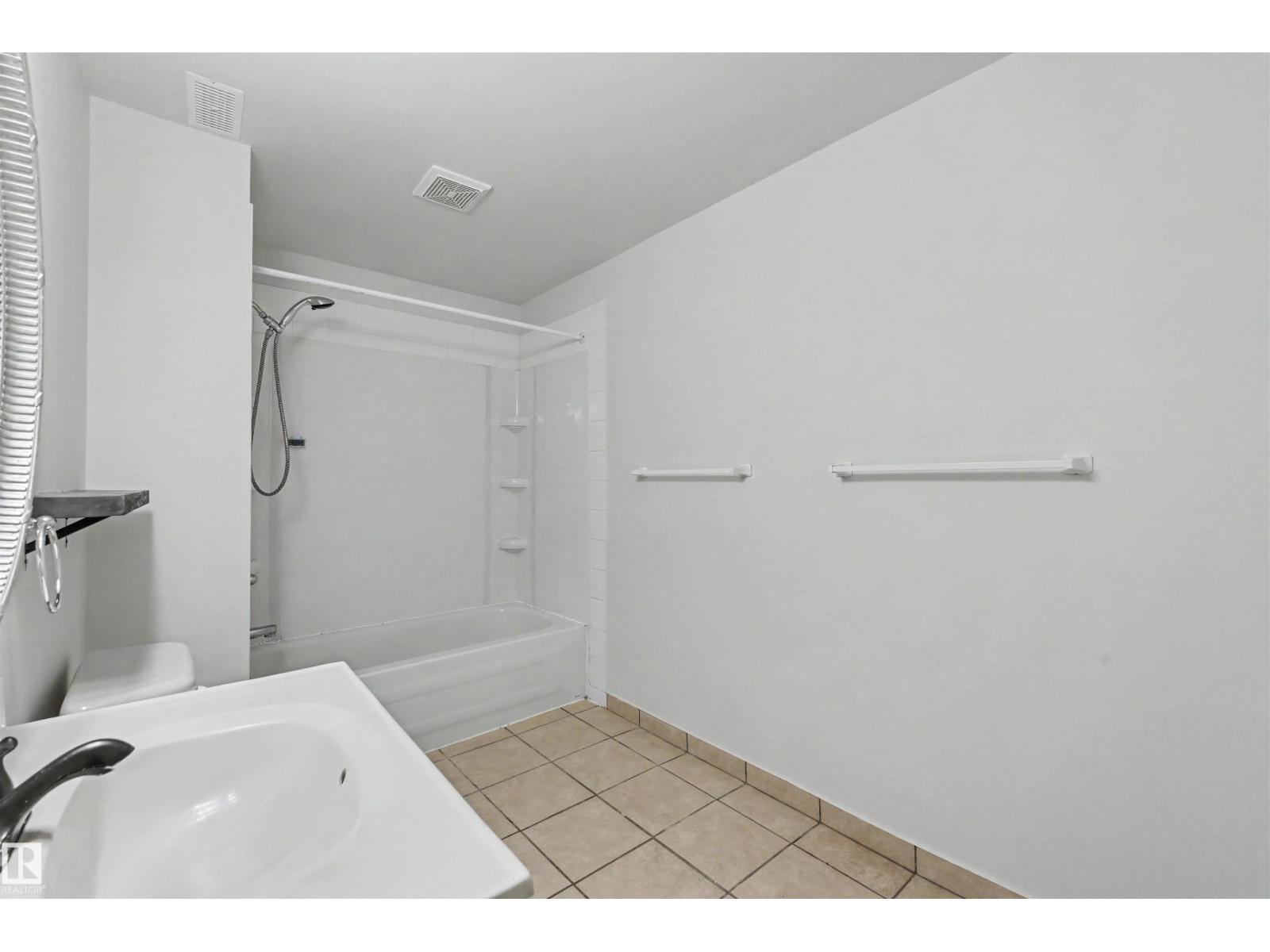12944 117 ST NW - 22