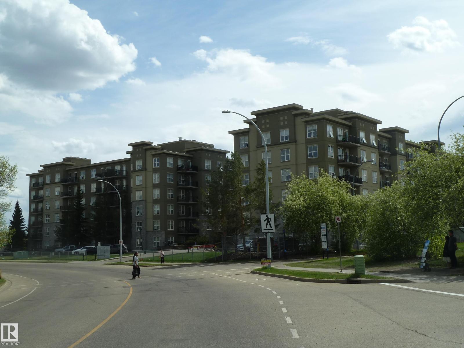 #1-104 4245 139 AV NW - 3