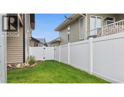 Primary Bedroom - 3908 49 Avenue, Ponoka, AB T4J0B6 Photo 7