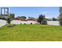 3pc Bathroom - 3908 49 Avenue, Ponoka, AB T4J0B6 Photo 8