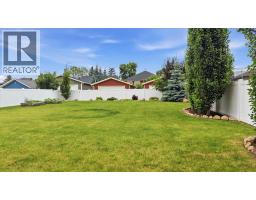 Laundry room - 3908 49 Avenue, Ponoka, AB T4J0B6 Photo 10
