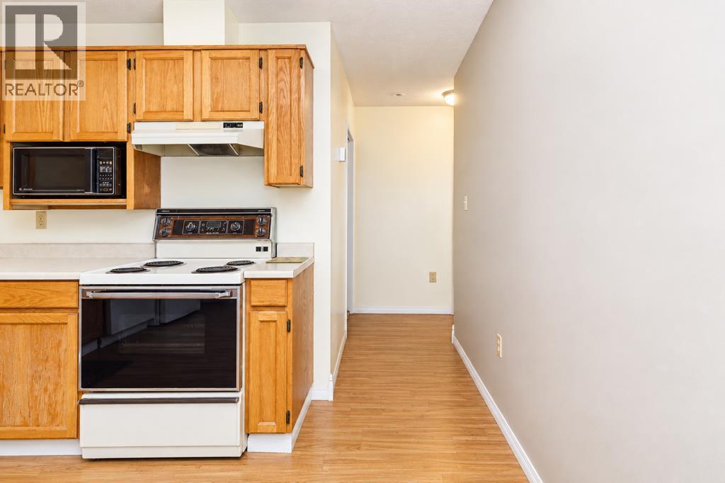 Listing photo – 4, 4240 46A Ave Crescent, Red Deer
