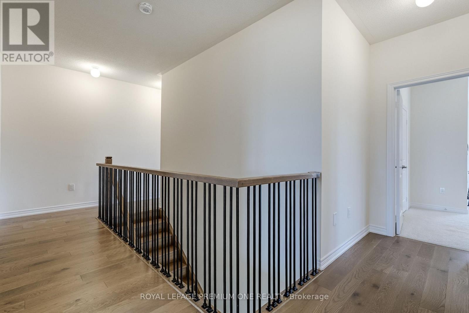 30 PERCHERON COURT - 25