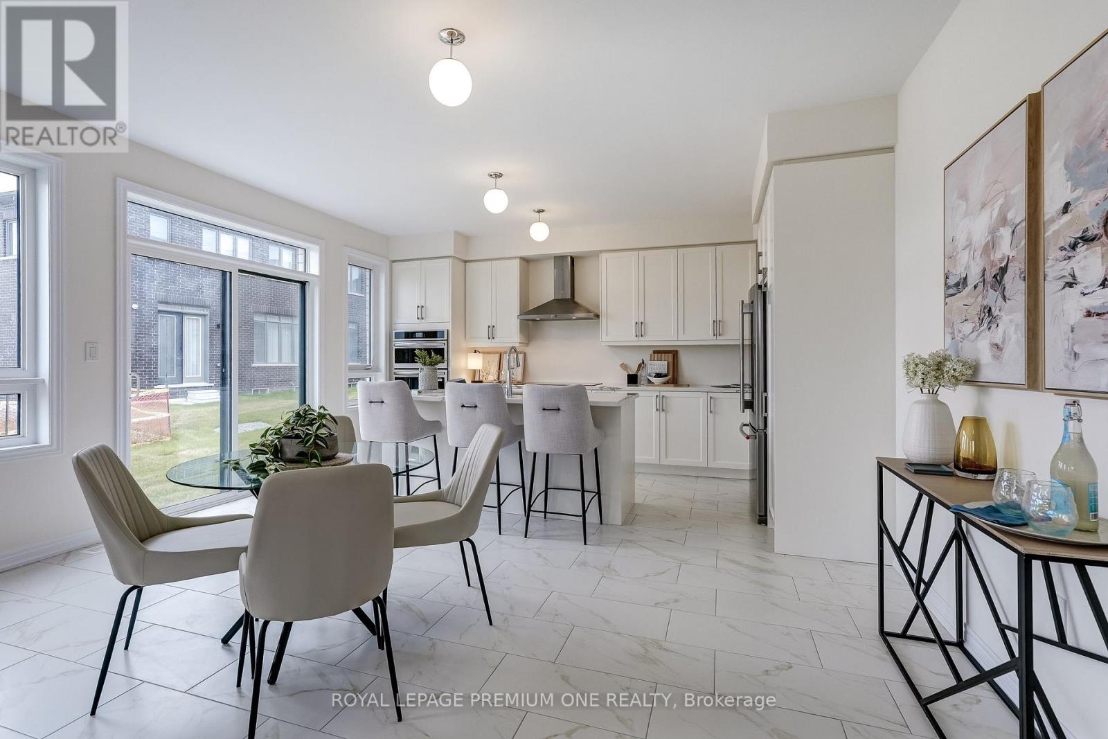 30 PERCHERON COURT - 12