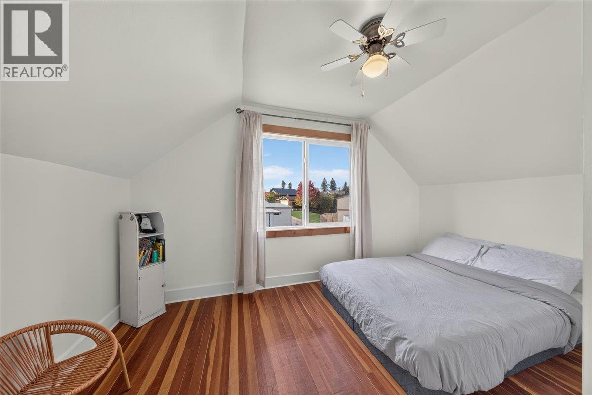 4895 Selkirk Avenue - Image 21
