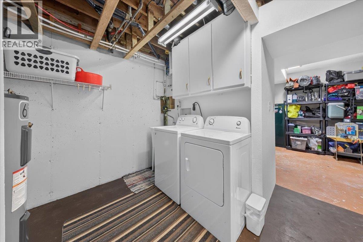 4895 Selkirk Avenue - Image 23
