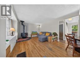 4895 Selkirk Avenue, Edgewater, BC V0A1E0 Photo 35