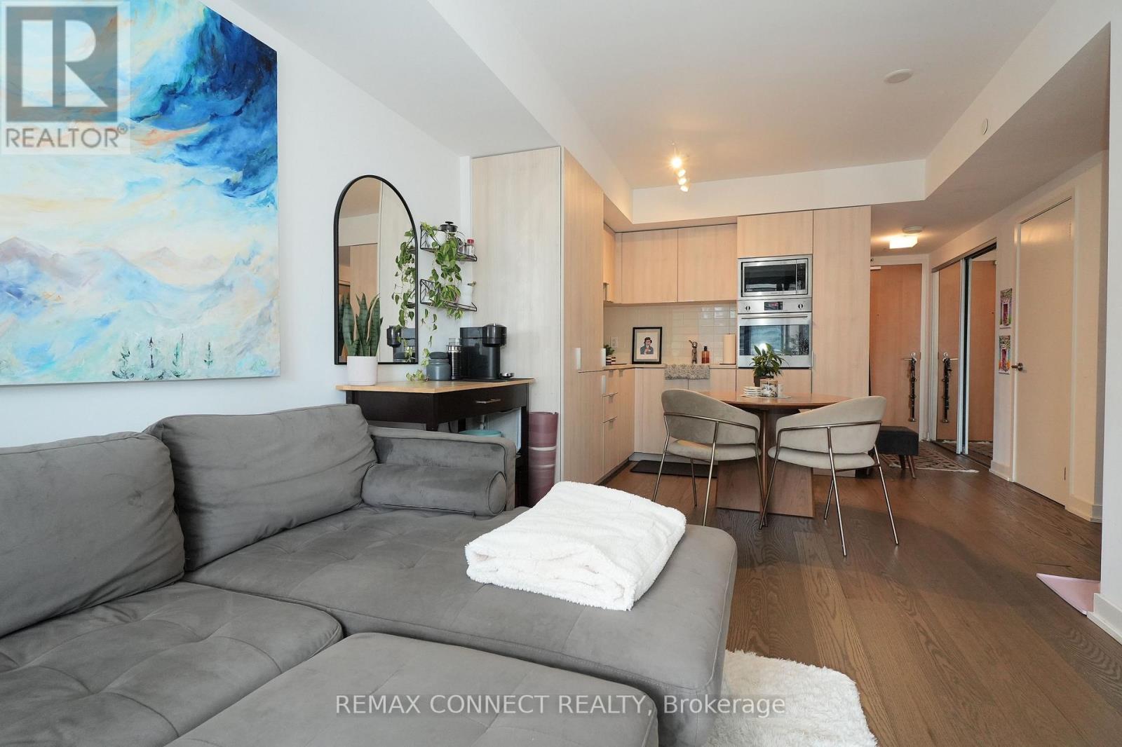 803 - 11 WELLESLEY STREET W, Toronto (Bay Street Corridor) — photo 4