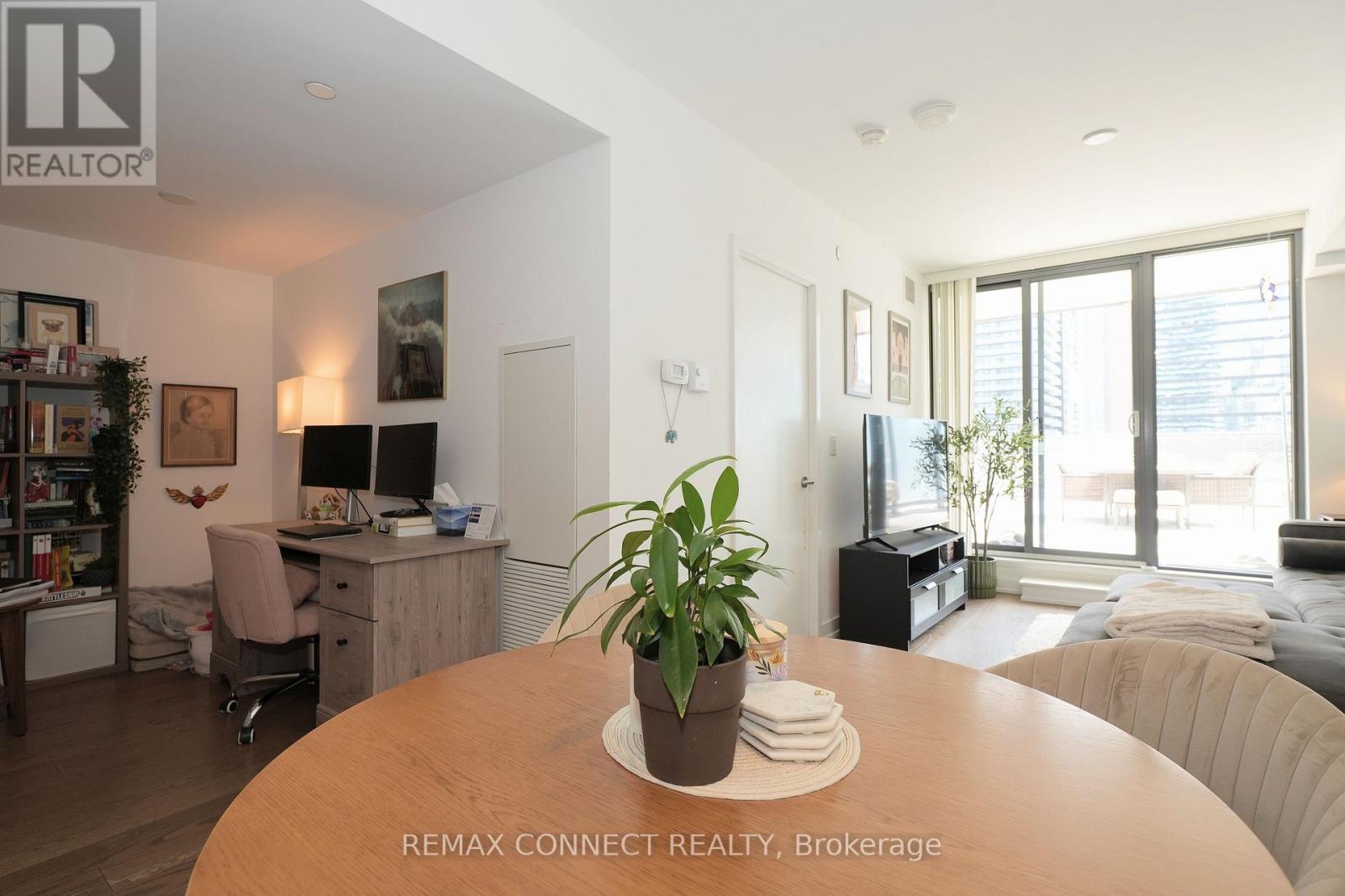 803 - 11 WELLESLEY STREET W, Toronto (Bay Street Corridor) — photo 6