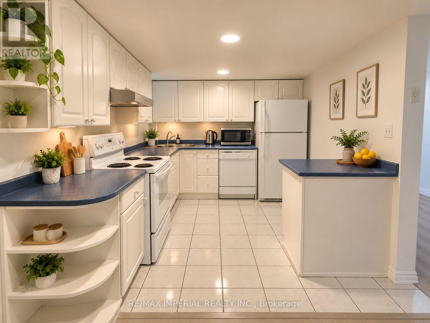 BSM-2 - 493 BLACKSTOCK ROAD, Newmarket (Gorham-College Manor) — photo 2