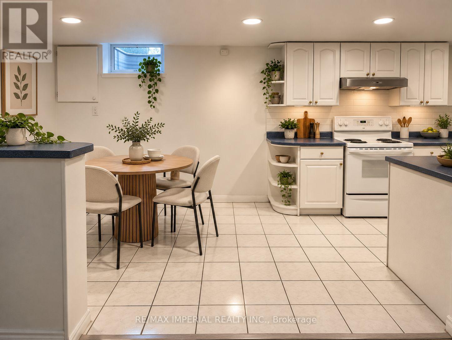BSM-2 - 493 BLACKSTOCK ROAD, Newmarket (Gorham-College Manor) — photo 3