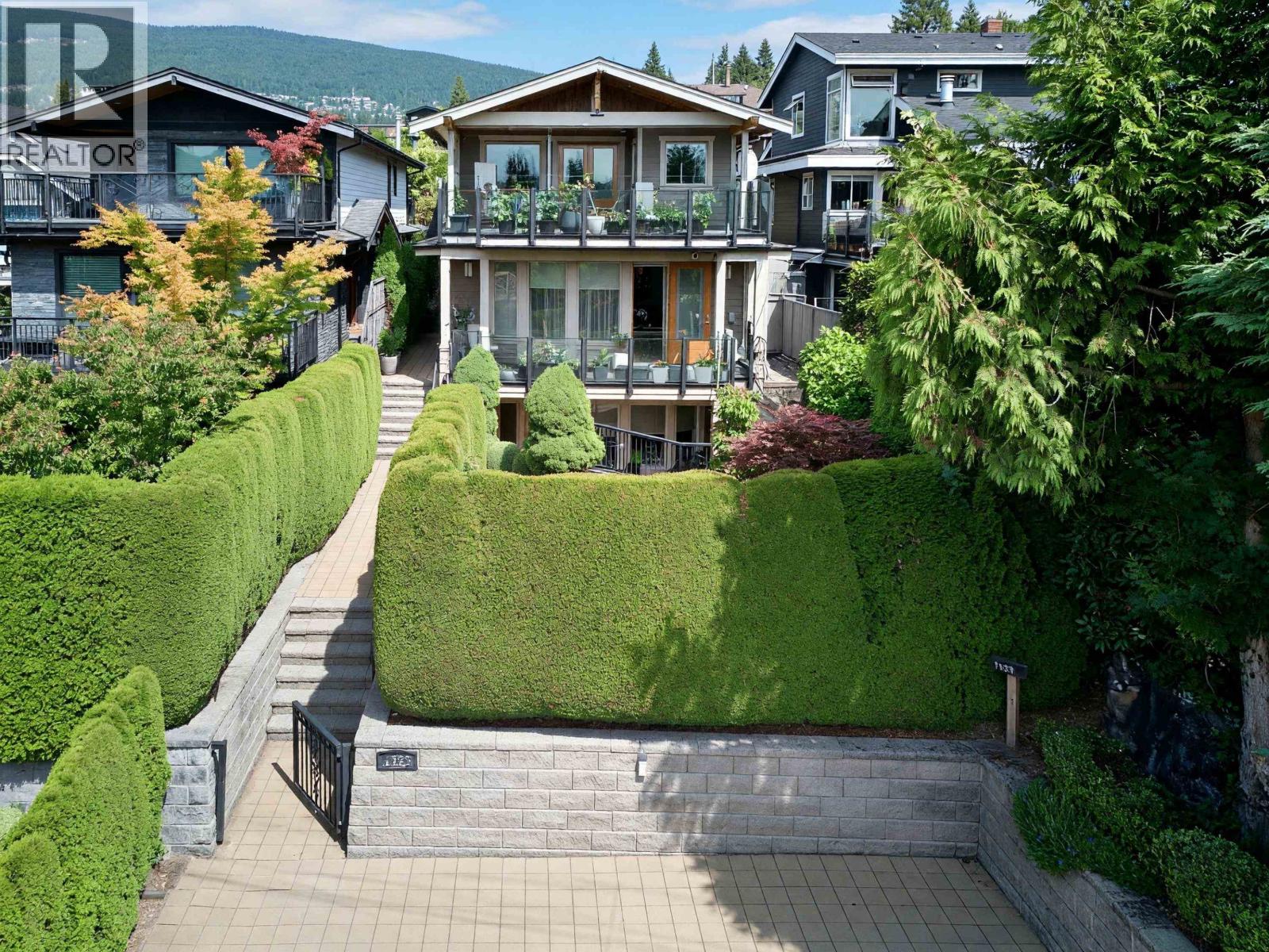 1123 Keith Road 1123 KEITH ROAD, West Vancouver - Image 1