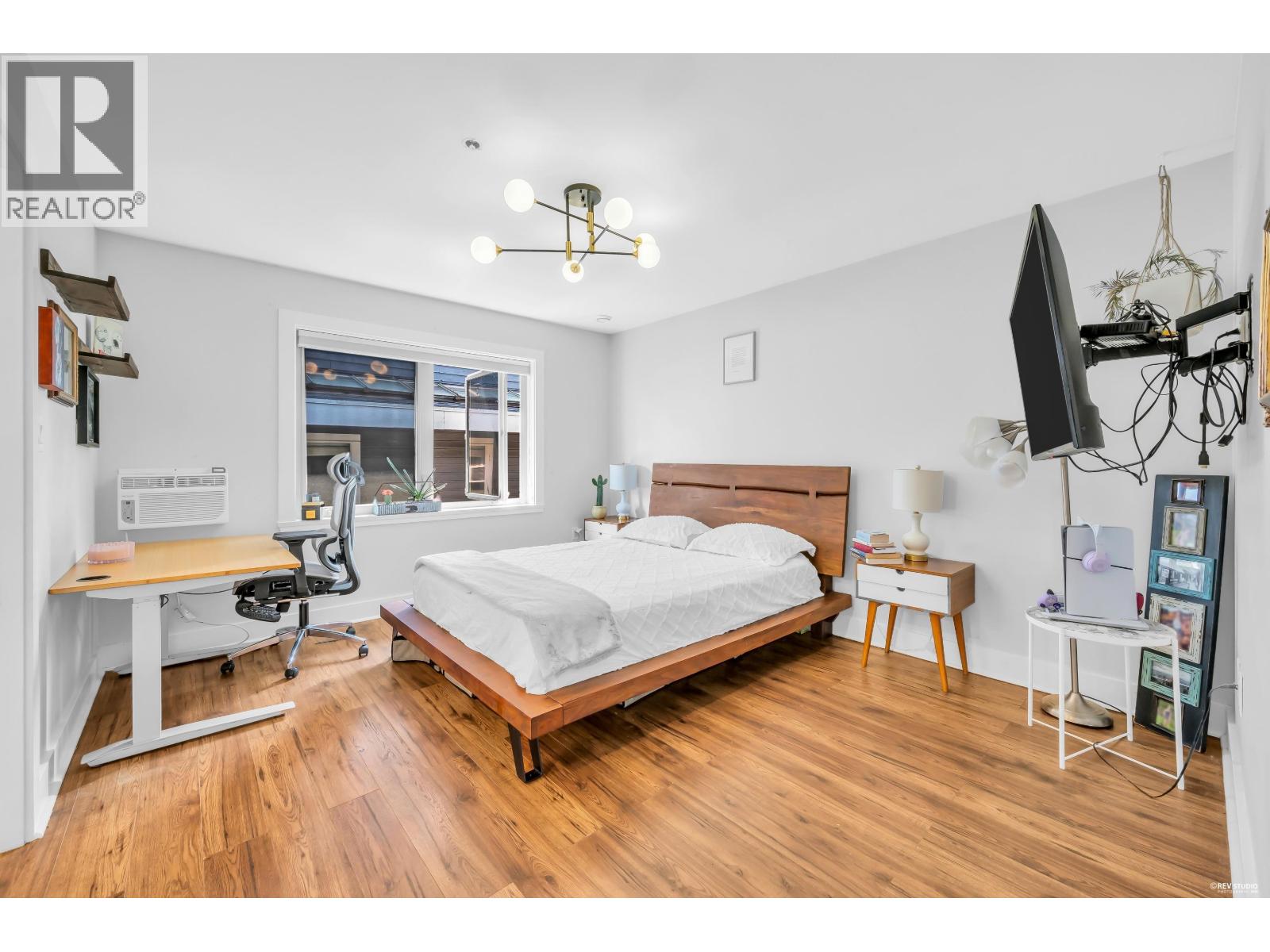 1123 Keith Road 1123 KEITH ROAD, West Vancouver - Image 1