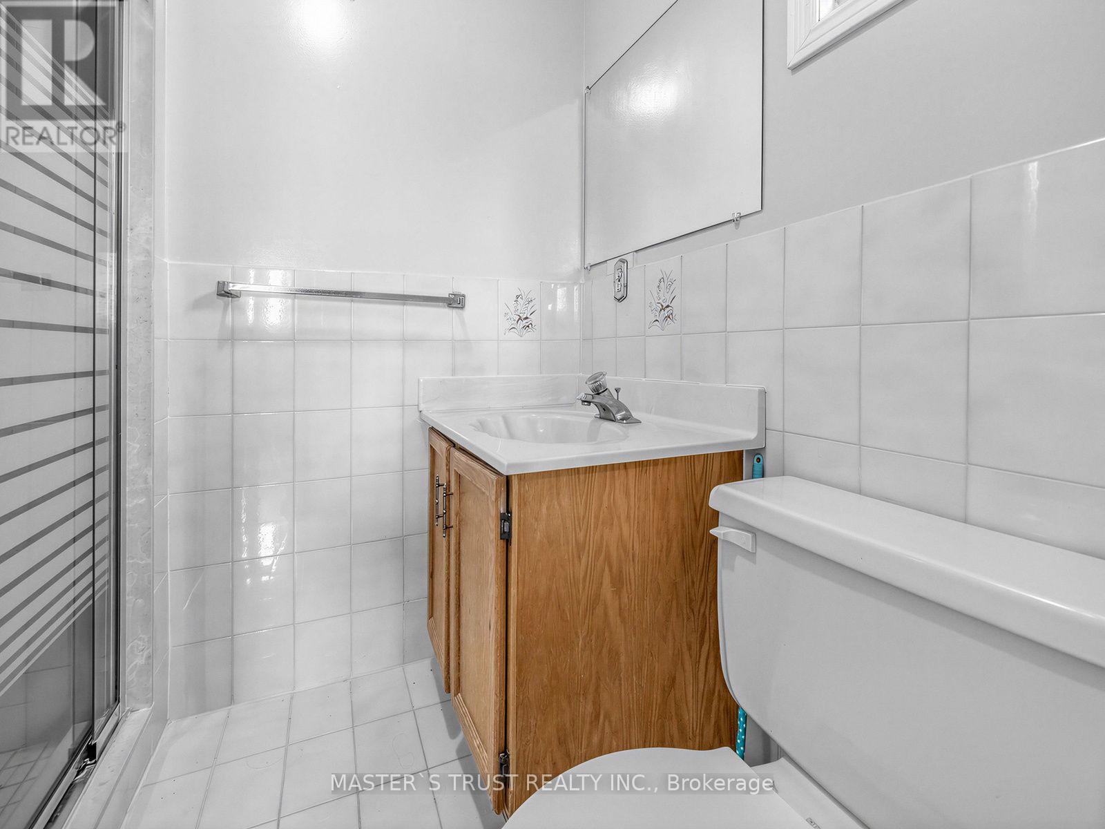 858 WETHERBY LANE - 17