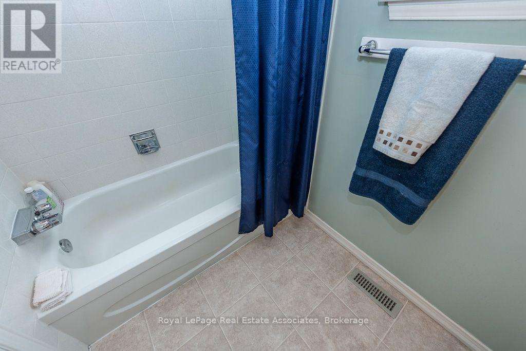 4 Nuttall Street, Brampton, ON photo 24